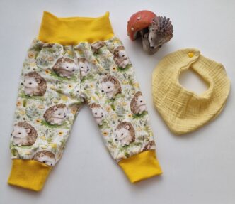 Set Geschenk Pumphose mit passendem Spucktuch